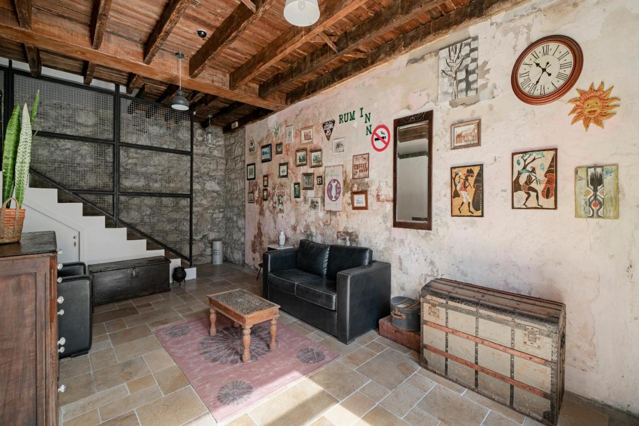 The Rum Inn Calheta  Exteriör bild